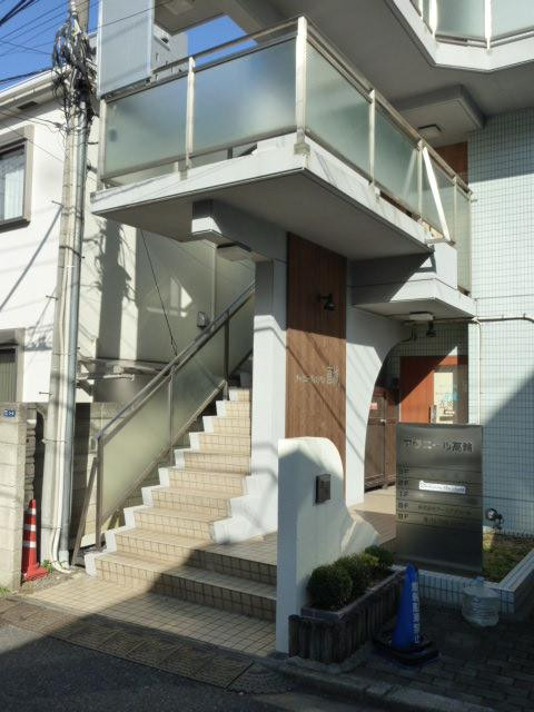 アヴニール高輪エントランス①