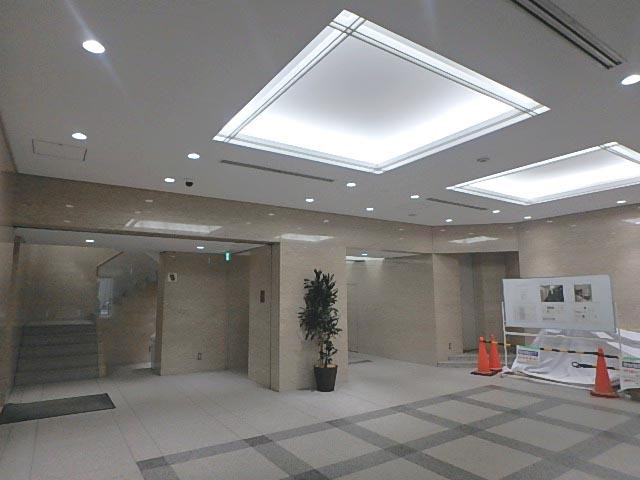 ＫＤＸ西新橋ビルホール①