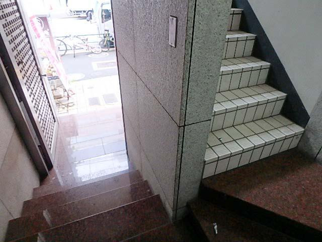 トラスティ六本木ビルホール②