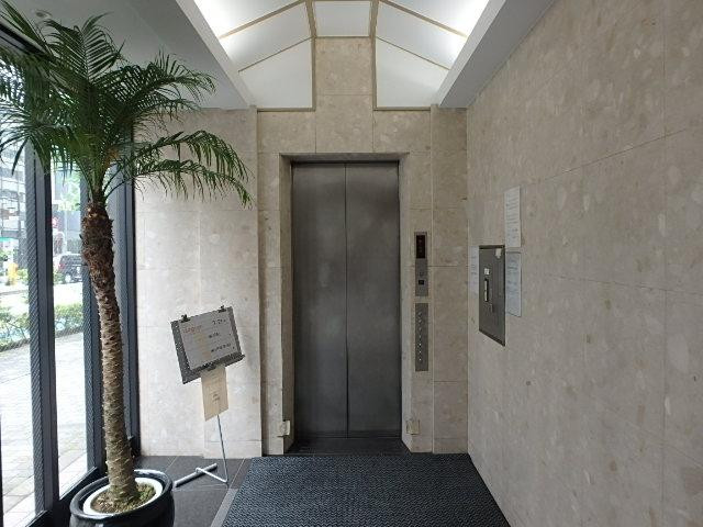 プレミアム・ユーゾーンビルホール①