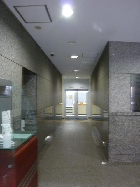 初台共同ビルホール①