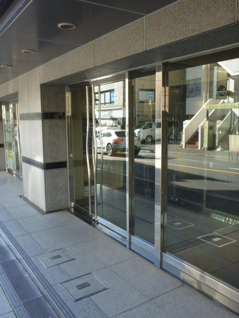 エアマンズビル市ヶ谷エントランス①