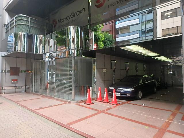 新宿内野ビルⅡエントランス①