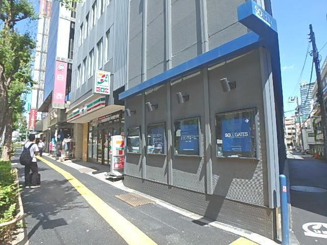 新宿岡田ビルエントランス④