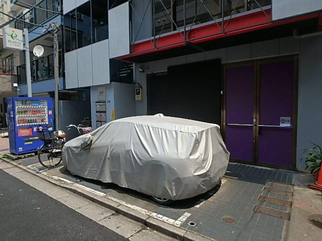 ＵＩビルエントランス①