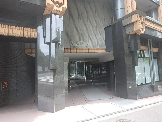 平田ビルエントランス①