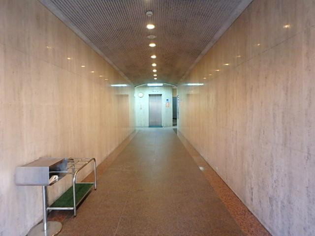 ニューイワサキビルホール①