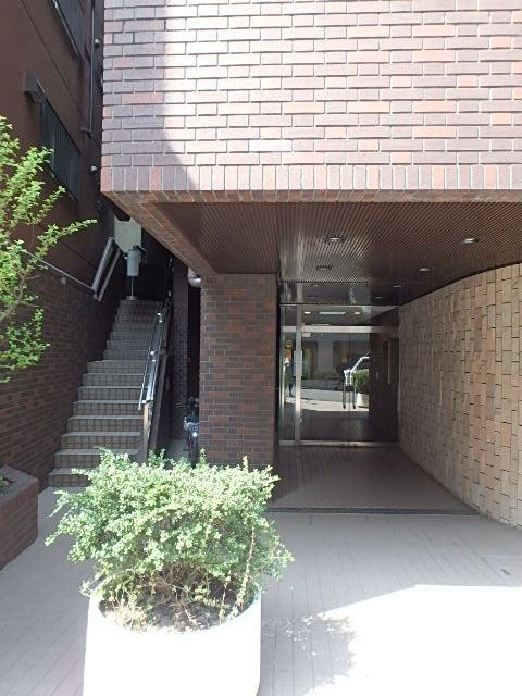 岩見ビルエントランス②