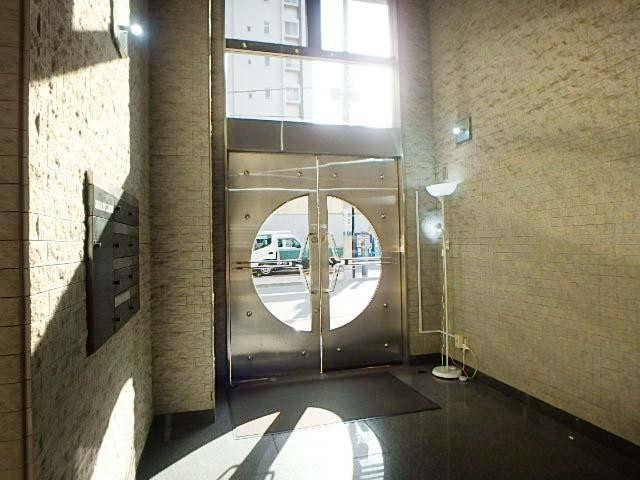 ＫＵＧＡビルホール③