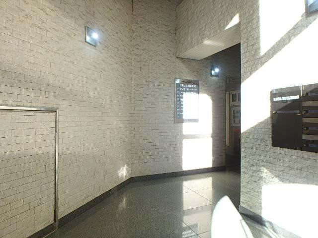 ＫＵＧＡビルホール①