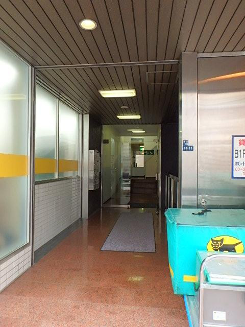 銀松ビルホール①