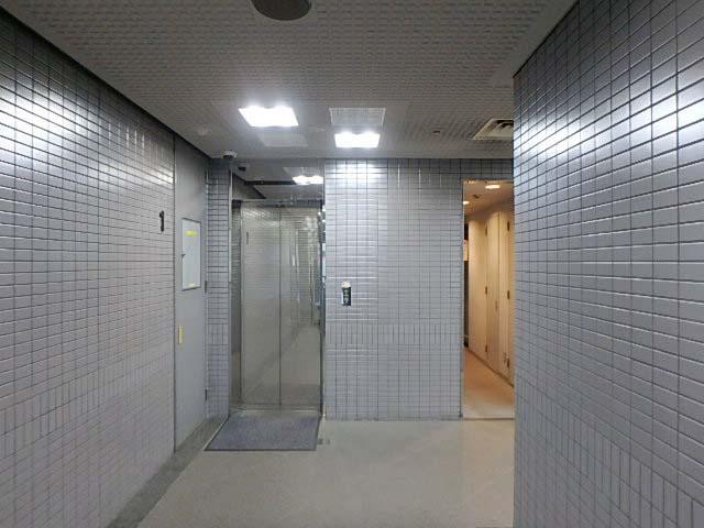 日経茅場町第２別館ホール①