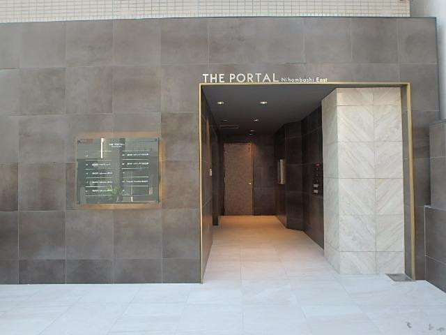 ＴＨＥ　ＰＯＲＴＡＬ　Ｎｉｈｏｍｂａｓｈｉ　Ｅａｓｔエントランス②