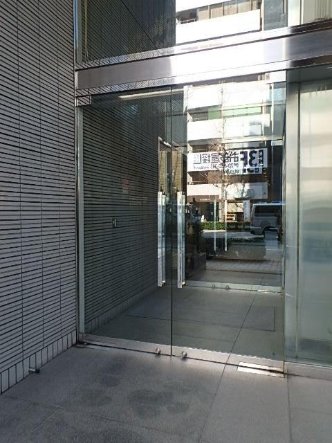 西野金陵ビルエントランス③