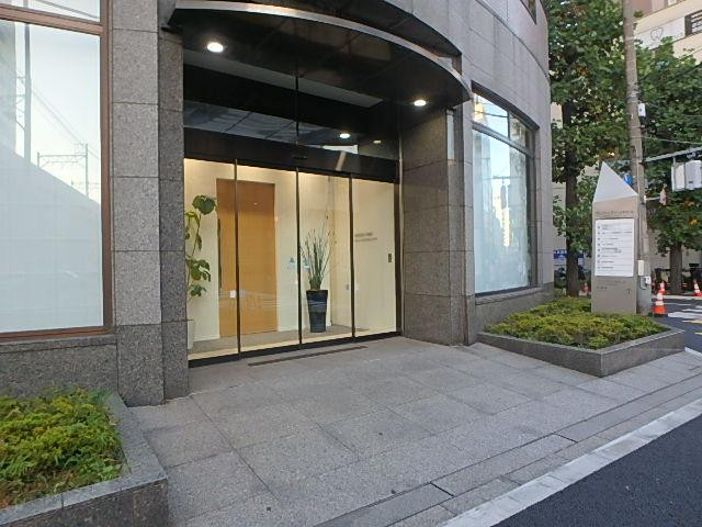 サンウェスト山手ビルエントランス③