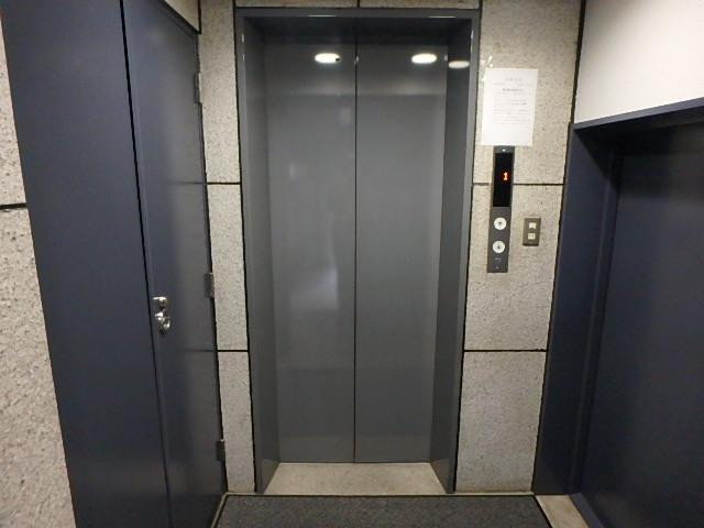 大阪屋ビルホール②