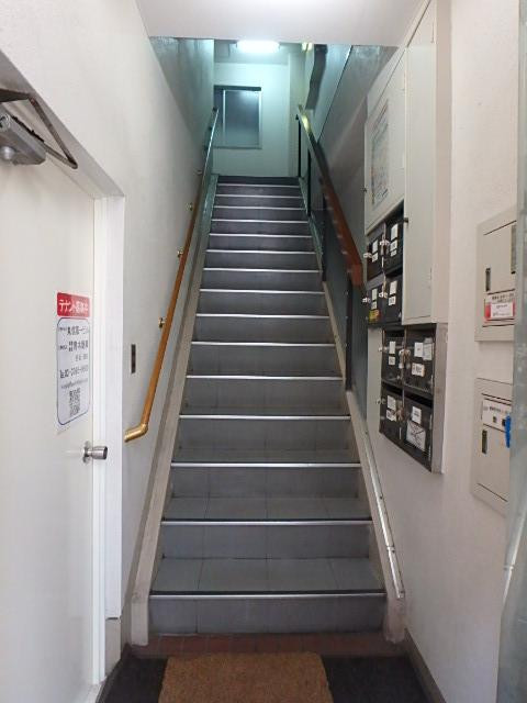 丸信第一ビルホール①