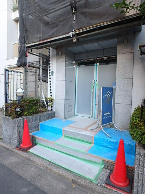 ＴＨＥ　ＣＯＲＮＥＲ　池袋エントランス②